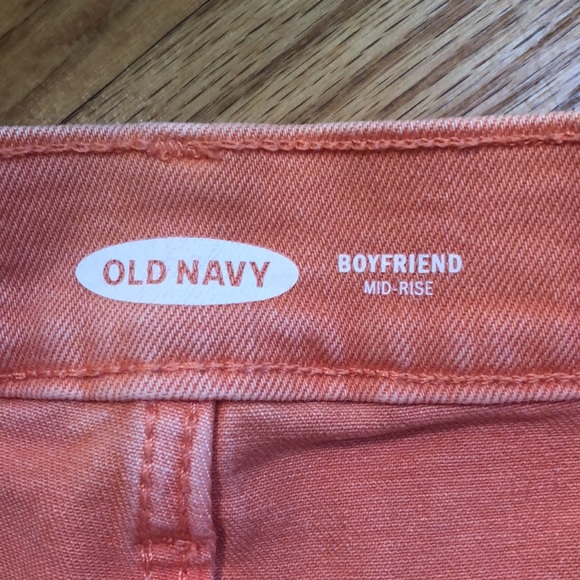 Old Navy Boyfriend Shorts - Picture 3 of 4